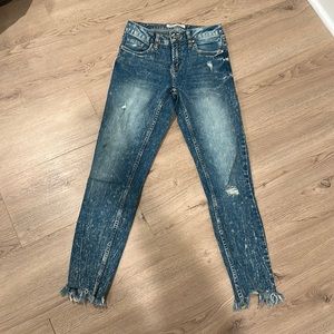 Mid rise ankle size 25